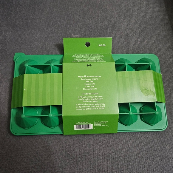 Kate Spade Green Diamond Ice Mold - Picture 2 of 2